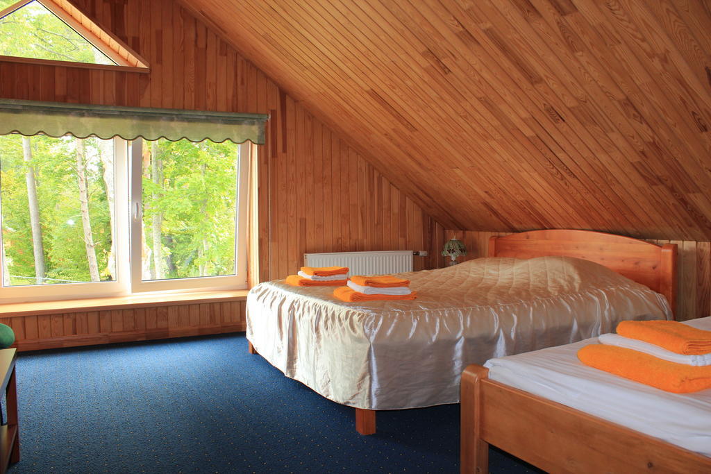 Imantas Nams Hotel Jurkalne Room photo